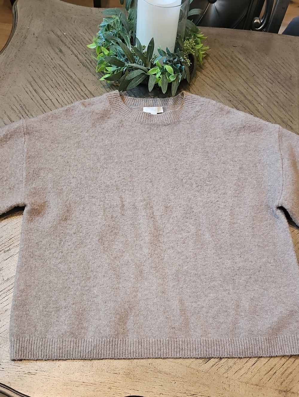 H&M Men's Crewneck Sweater in Light Taupe Size S